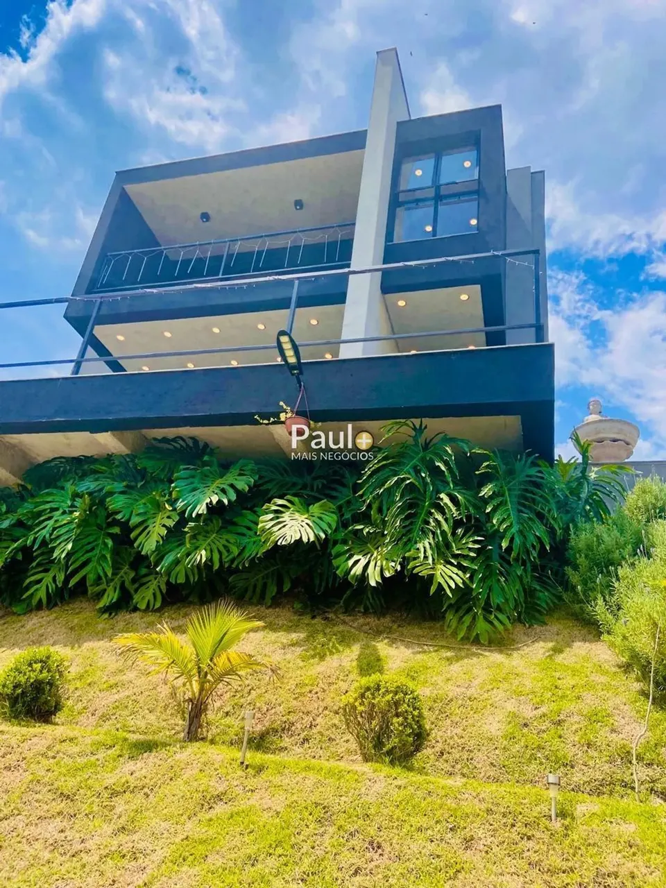 Sobrado à venda em Itatiba, Bairro Itapema, com 3 suítes, com 495 m², Residencial Villaggi