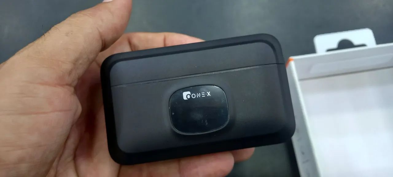 Microfone de lapela duplo sem fio com estojo para carregar. Pequeno e discreto.  - Foto 3