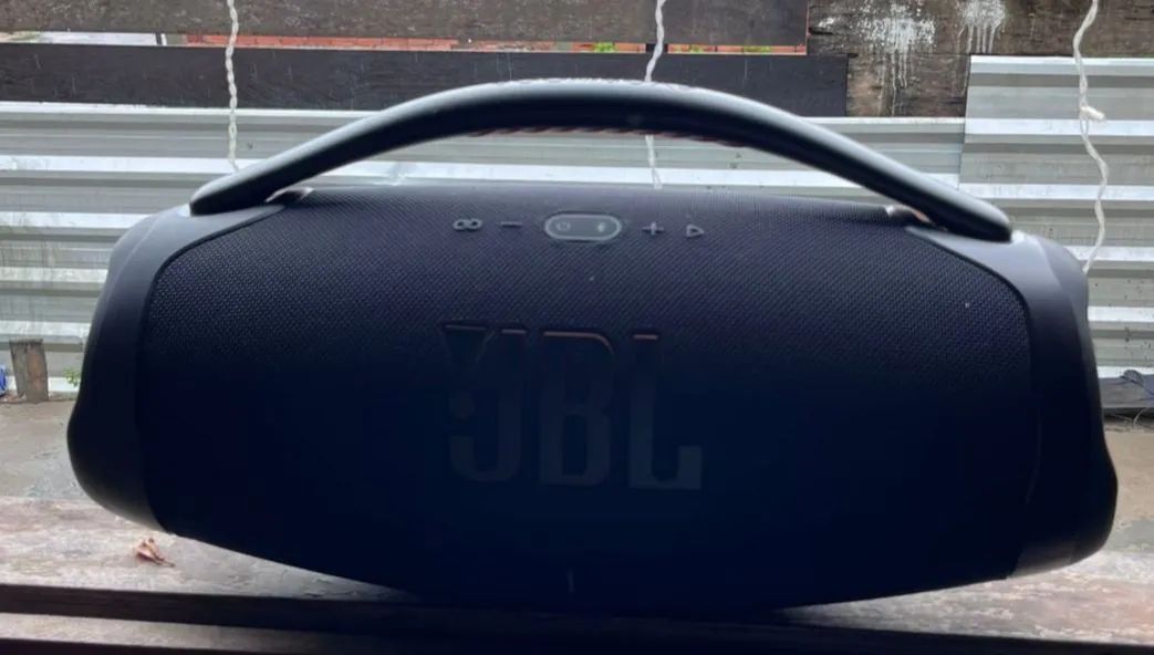 Vendo essa caixa boombox nova  - Foto 2