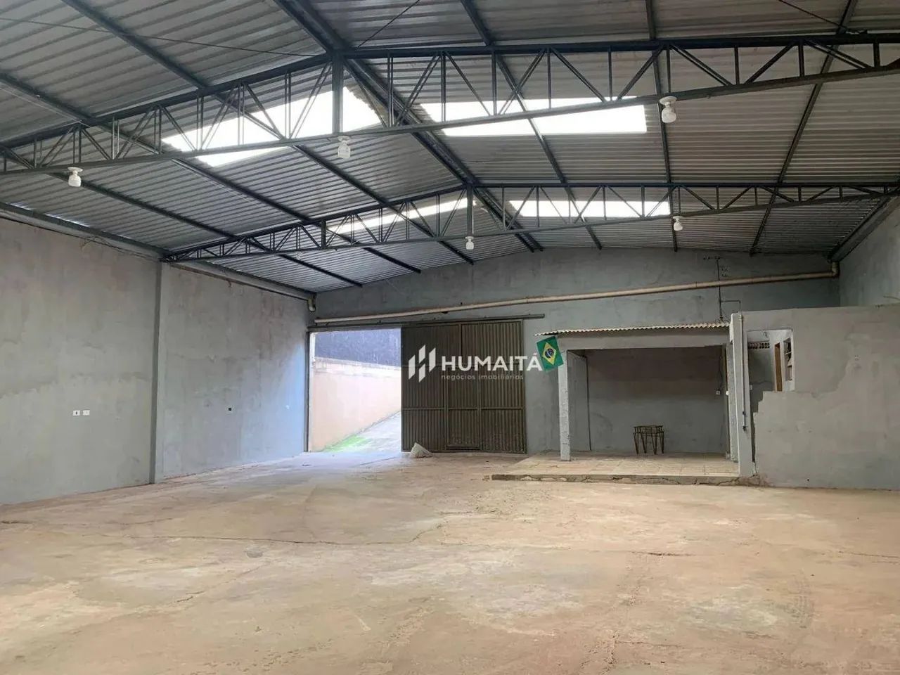 Barracão para alugar, 240 m² por R$ 2.400,00/mês - Vila Casoni - Londrina/PR - Foto 11
