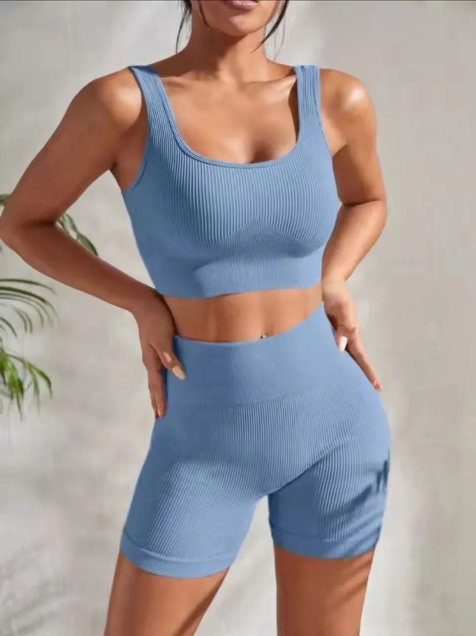 Conjunto Fitness Ribbed: Top e Shorts - Foto 4