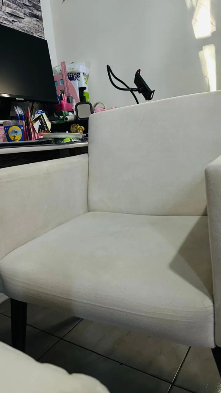 Poltrona confortável e moderna