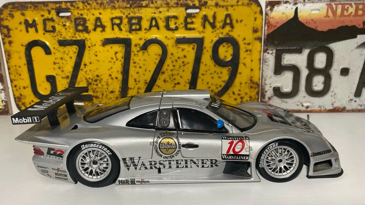 Miniatura Mercedes-Bens CLK 1/18 - Foto 6