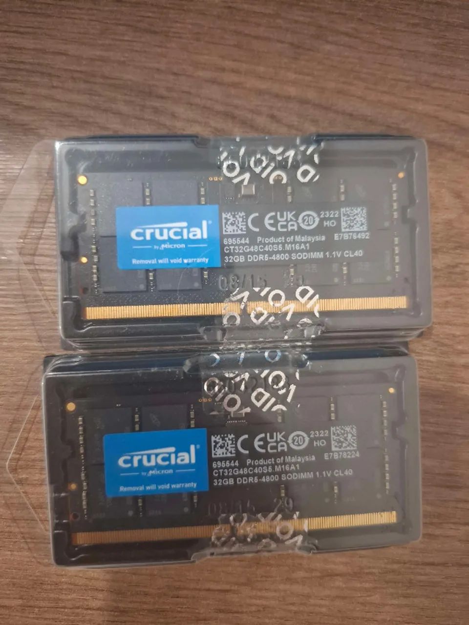 Memória RAM Para Notebook Crucial 32Gb Ddr5 4800Mhz Cl40 Ct32g48c40s5 Sodimm Cor Preto