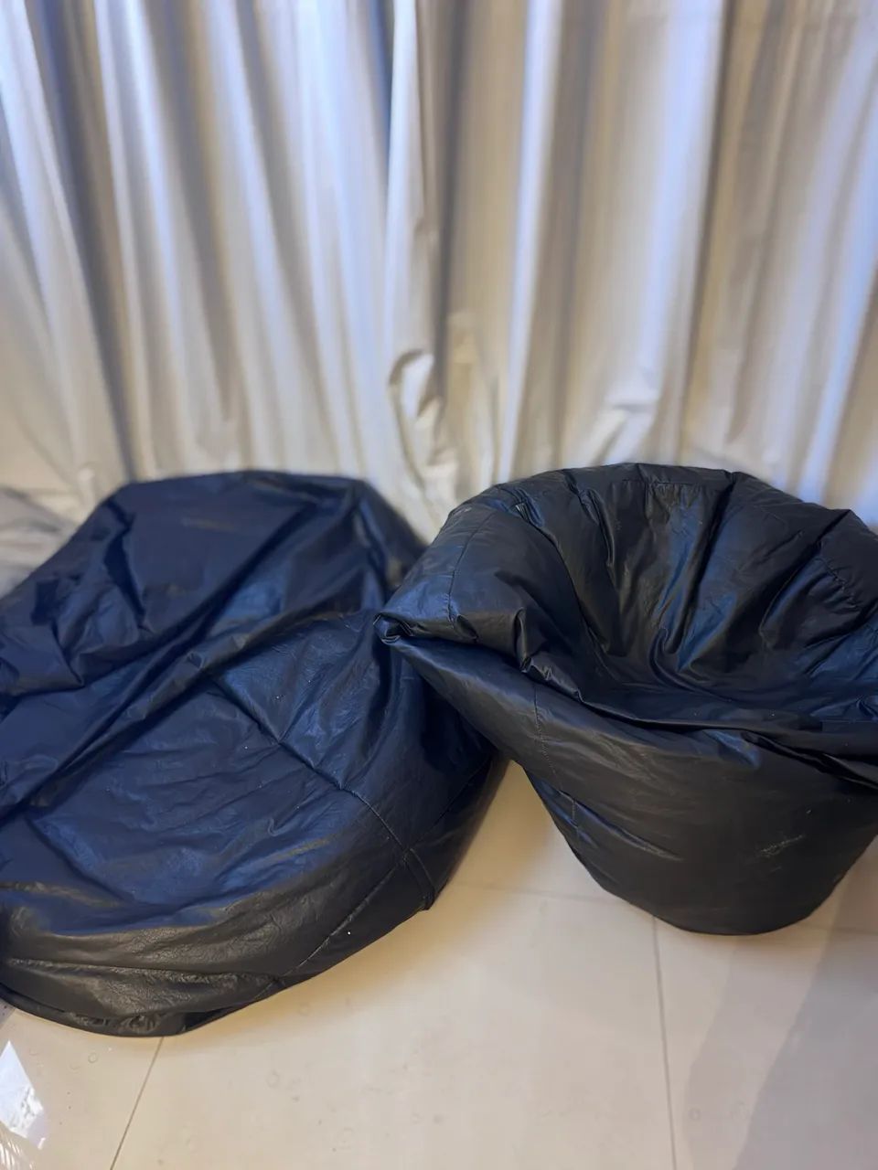 Puffs Preto Estilosos 