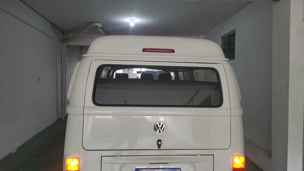 Vende-se Kombi completa 2012/2013 - Foto 2