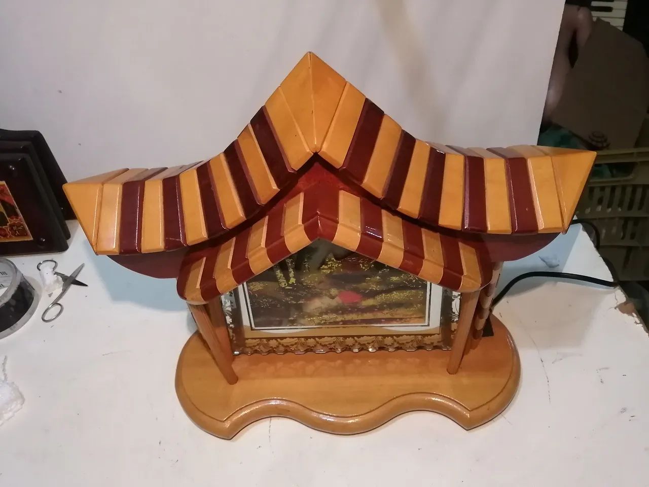 Luminária antiga de mesa! - Foto 2