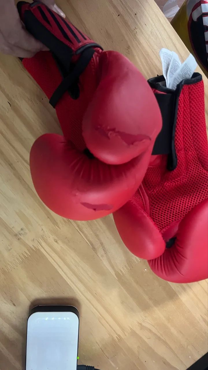 Luvas de Boxe Outshock 14oz - Foto 6