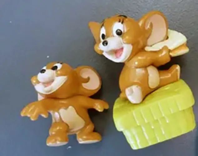 lote tom e jerry kinder miniatura boneco coleção animais - Foto 2