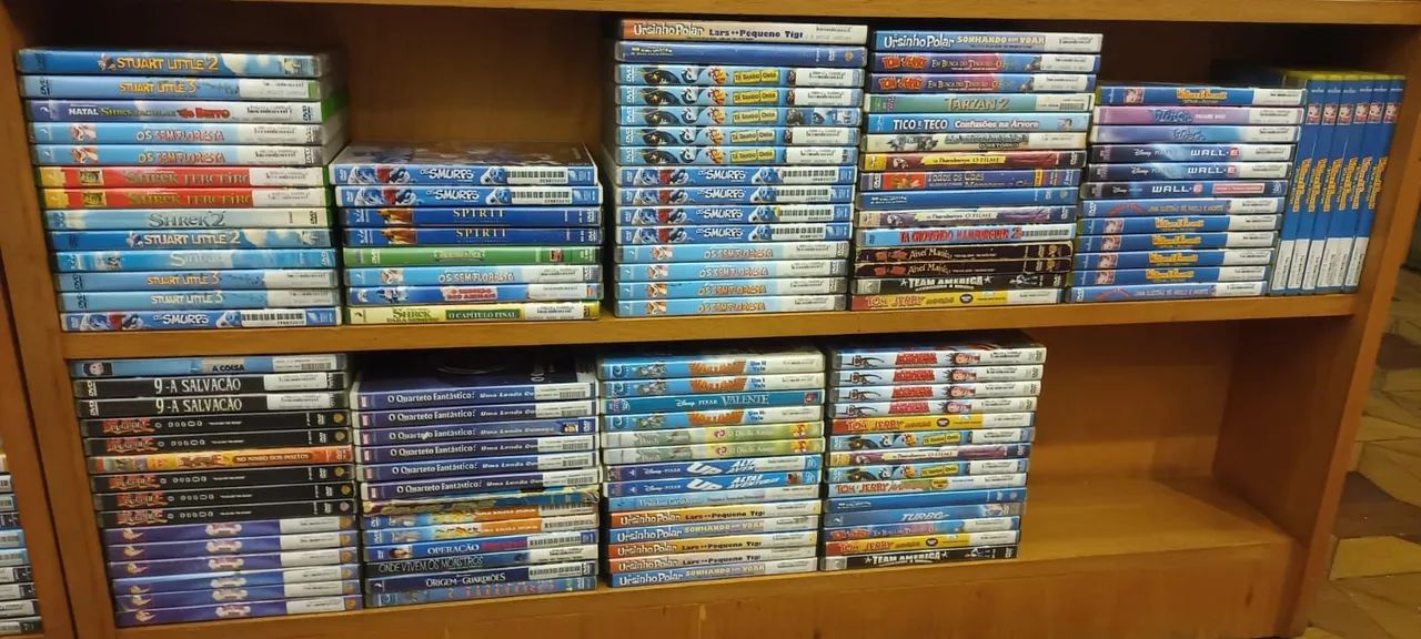 Coleção de DVDs de Desenhos e Filmes Infantis