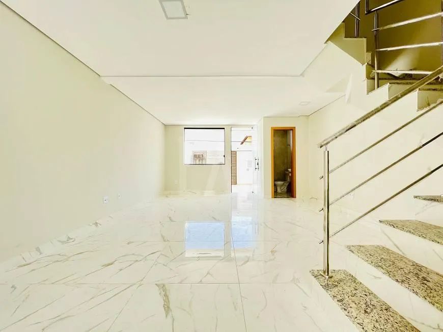 Casa Geminada à venda, 3 quartos, 1 suíte, 2 vagas, Santa Rosa - Belo Horizonte/MG - Foto 5