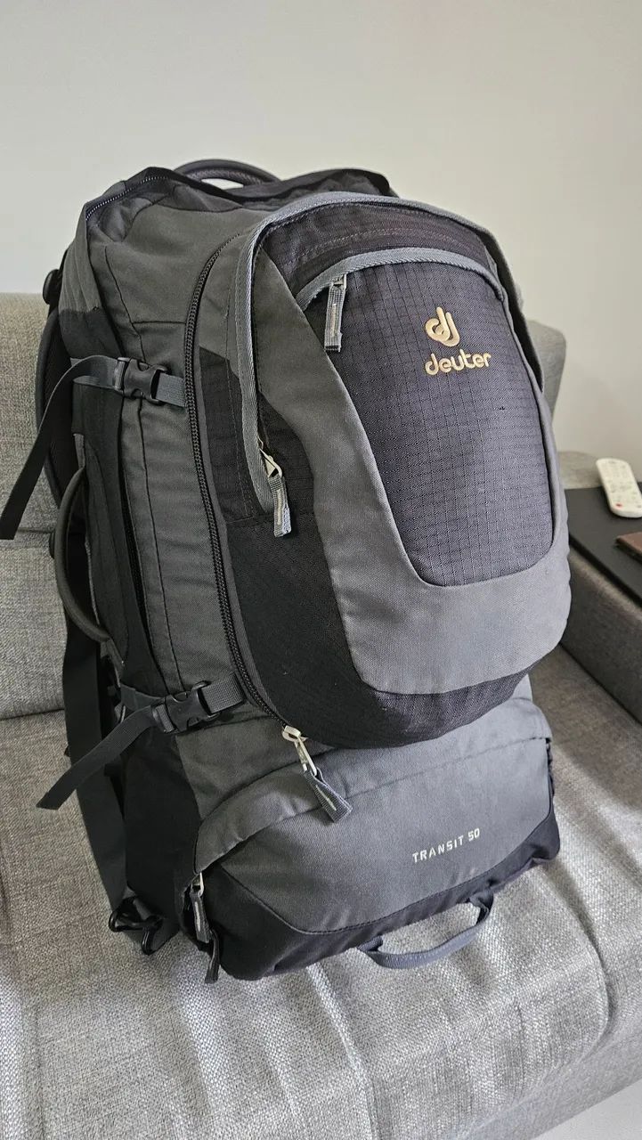 Mochila Deuter Transit 50 + 10 cinza/verde