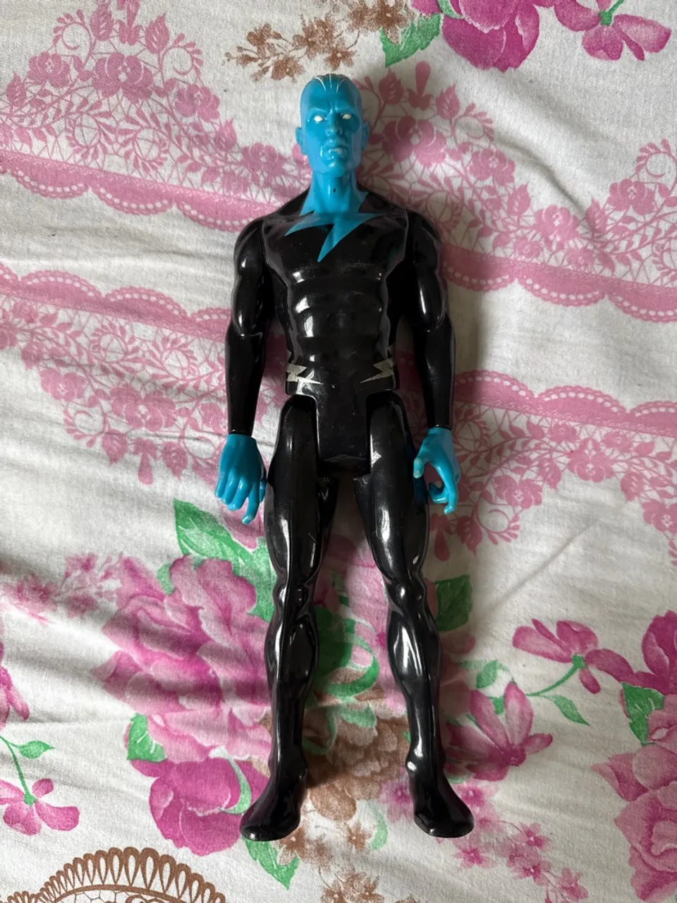 Boneco black adam