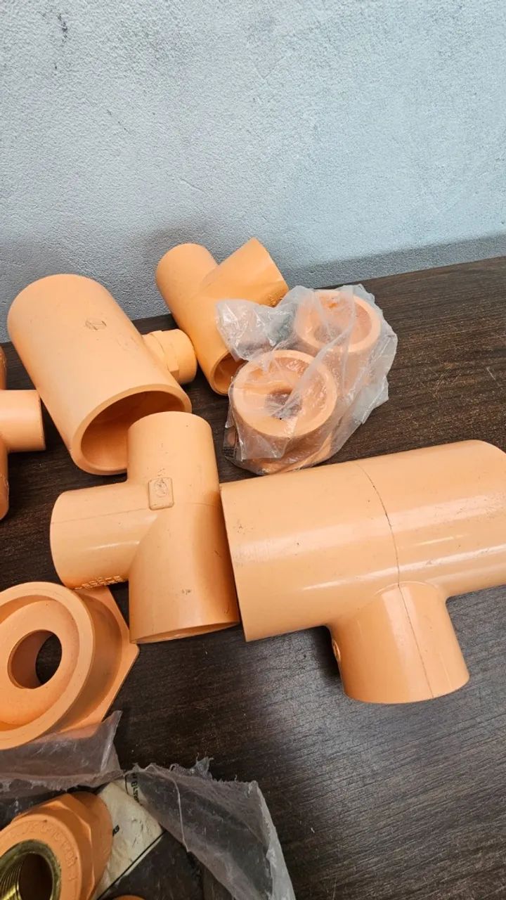 Lote de tubos e conexões agua quente  - Foto 5