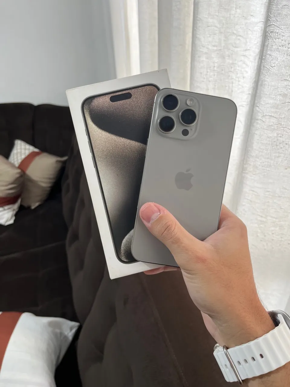 iPhone 15 Pro Max 258gb natural titanium