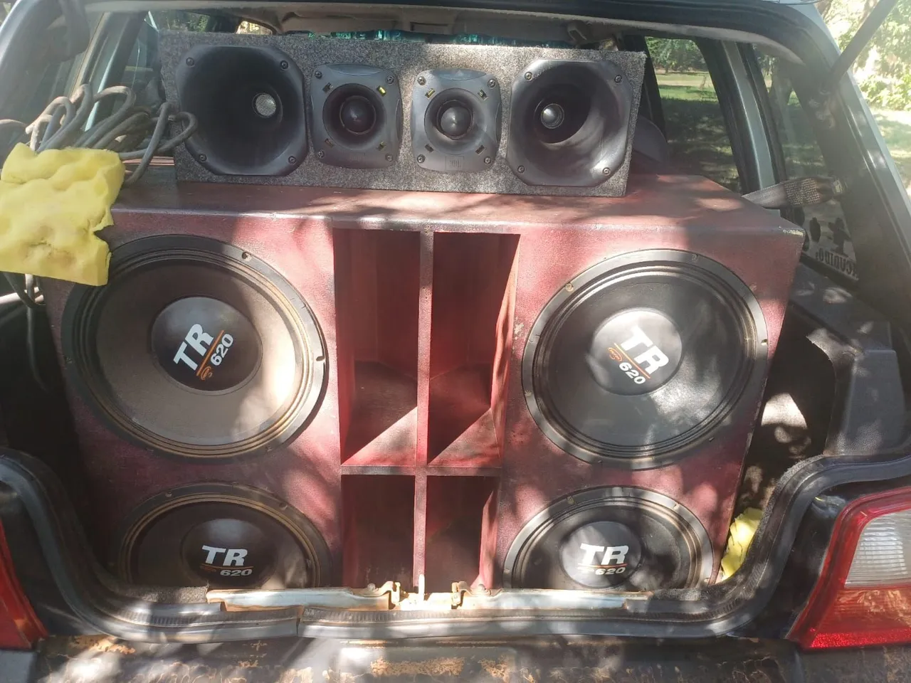 Som automotivo completo TR 620
