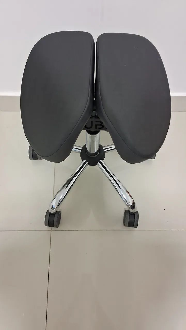 cadeira mocho ergonômico tipo sela hubb dentista - Foto 3