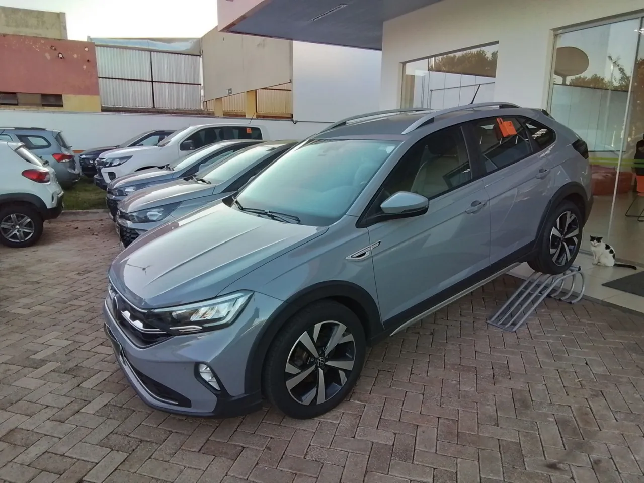 Volkswagen Nivus 2024 1.0 200 tsi total flex highline automático