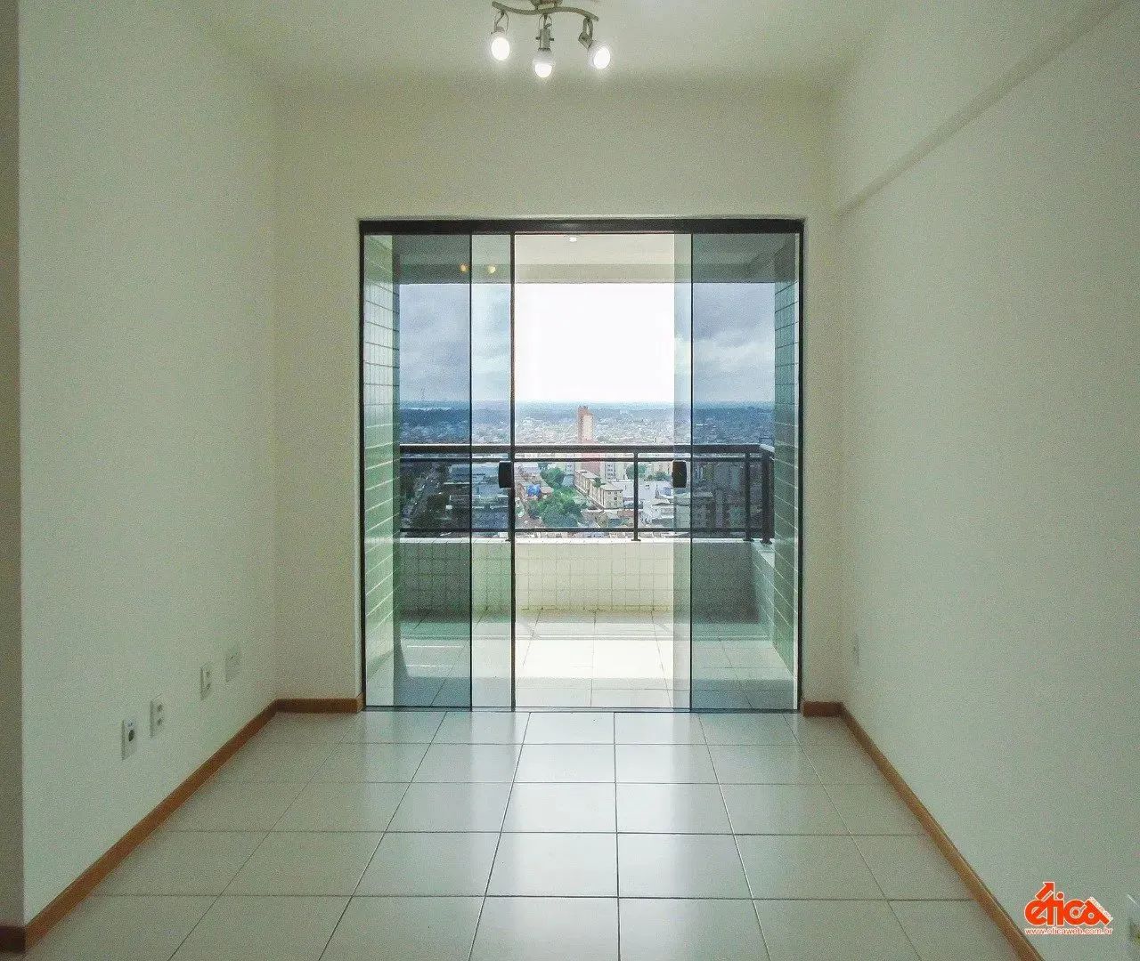 Edifício Rio Mondego - Bairro Marco | 03 Suítes, 02 Vagas de Garagem e Lazer Completo| COD - Foto 4