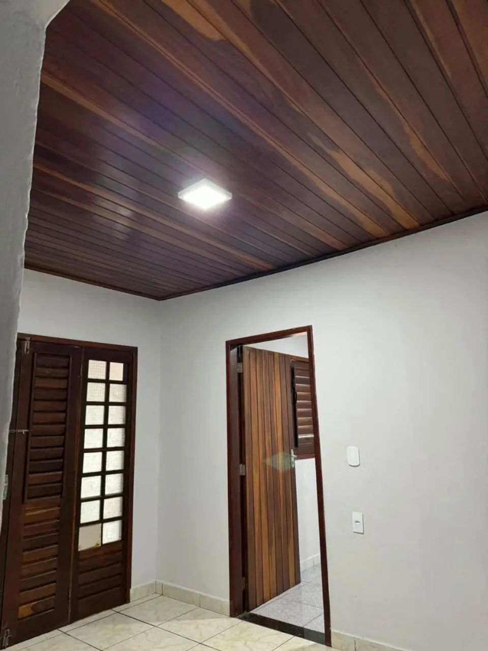 Vendo casa primeiro andar - Foto 2