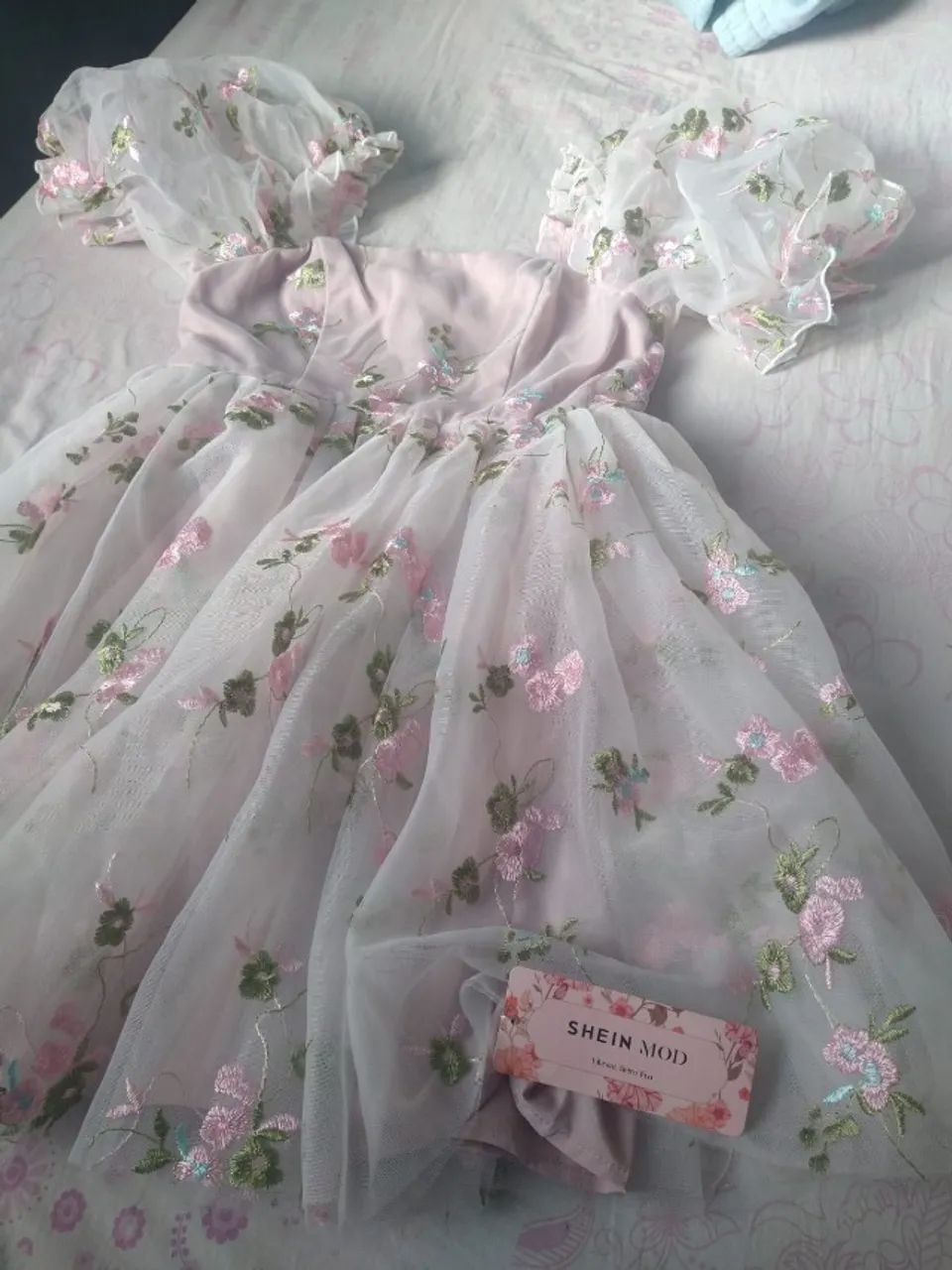 vestido rosa tule