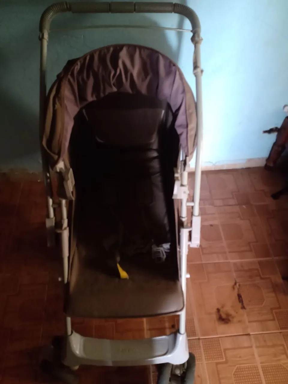 Carrinho de Bebê - Prático e Confortável