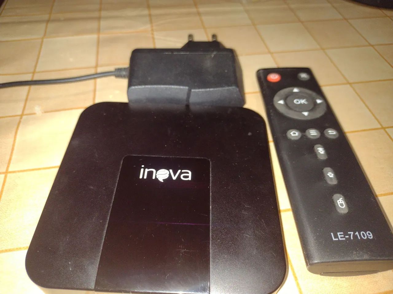 Receptor de TV Digital Inova LE-7109