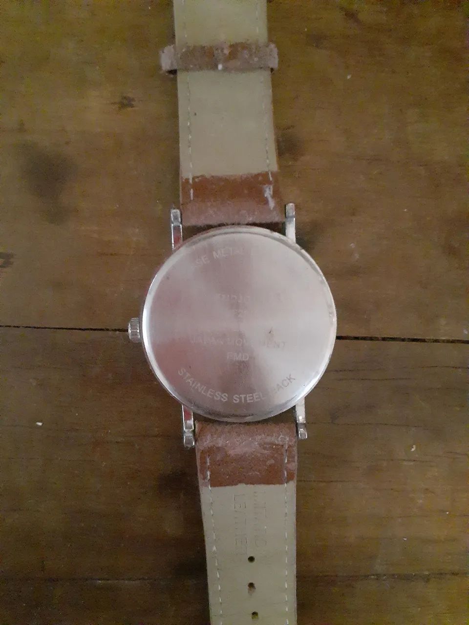 Relógio de pulso elegante em aço inoxidável