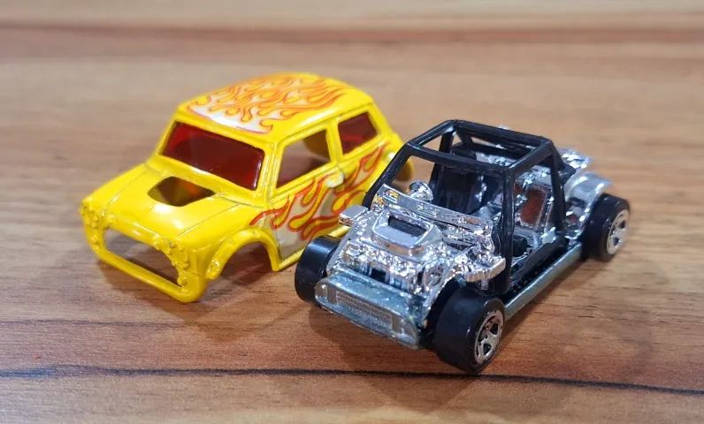 Hot Wheels Morris Mini - Heat Fleet Series 2009 (Loose)