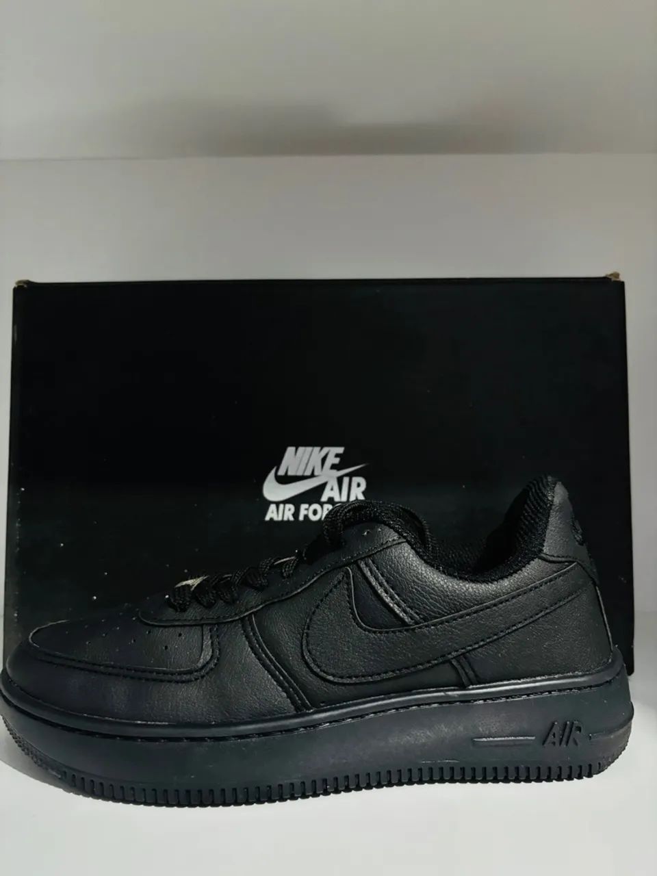 Tênis Nike Air Force 1 - nunca usado - Foto 3