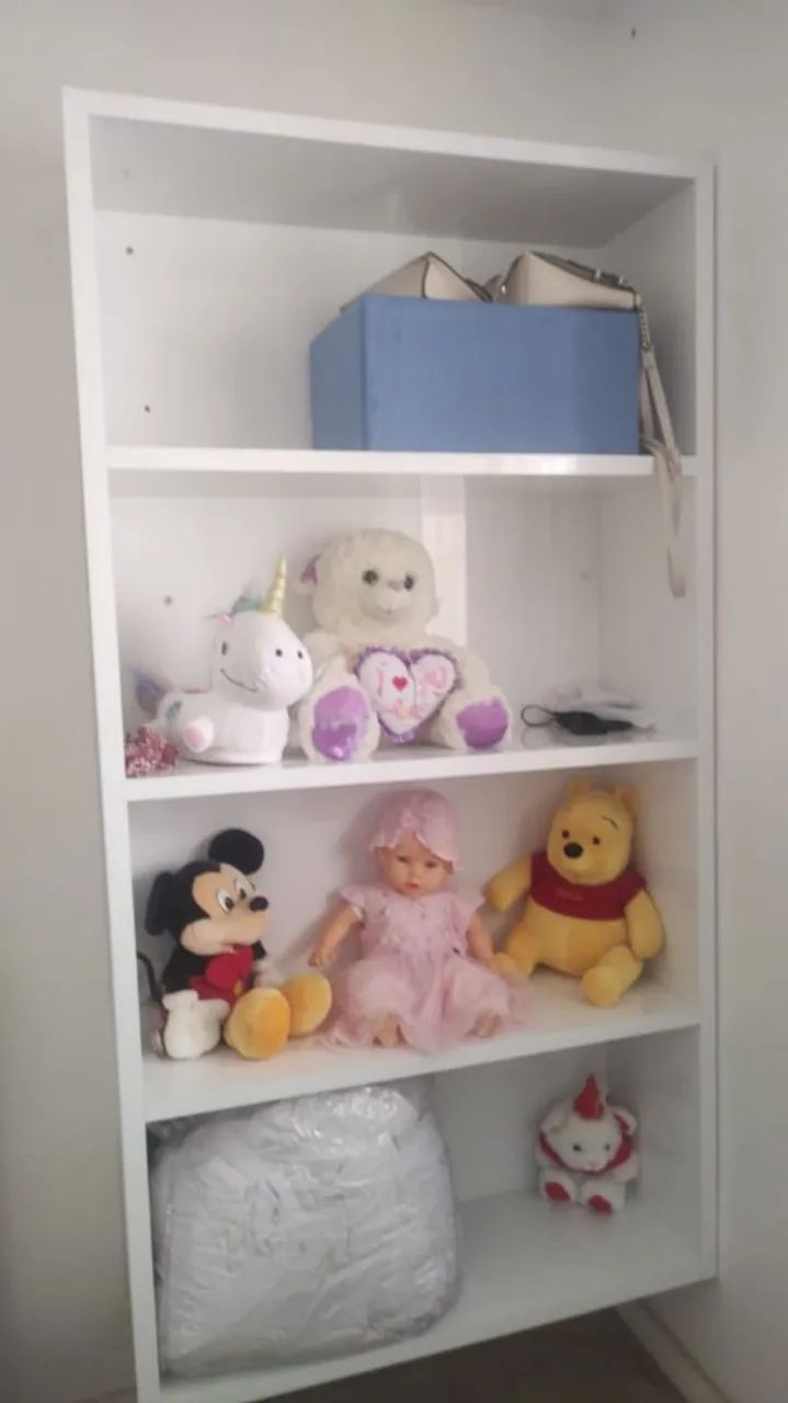 Estante Branca para Organização
