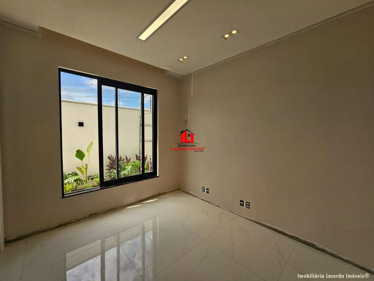 Casa Duplex no Estoril 4 Suítes, (3 com closet) Energia solar, Piscina iluminada e cascata - Foto 3