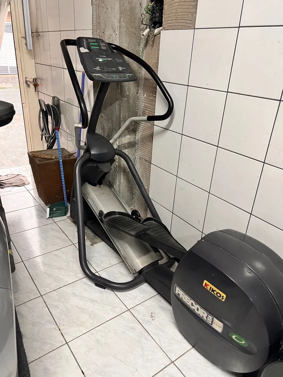 Elíptico EFX  Precor kikos - Academia e Exercícios - Foto 5