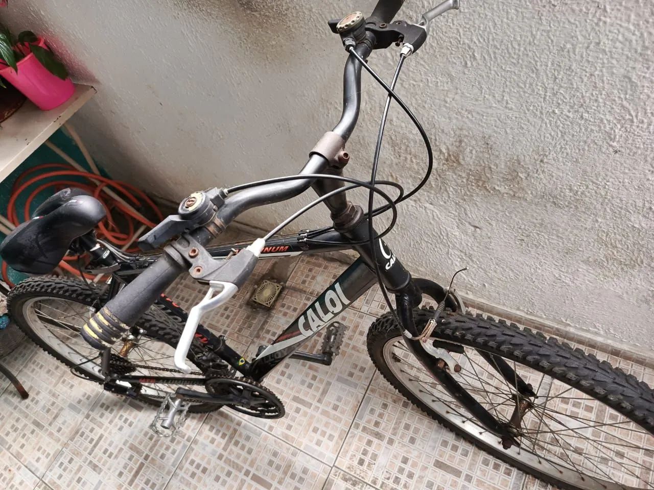 Bicicleta Caloi 21 Marchas - Foto 2