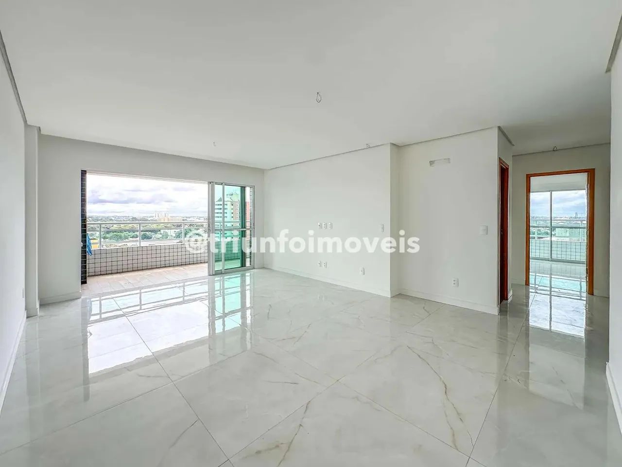 Apartamento a venda no São Cristovão com 3 Suítes TR214477 THE -GMD2KQ