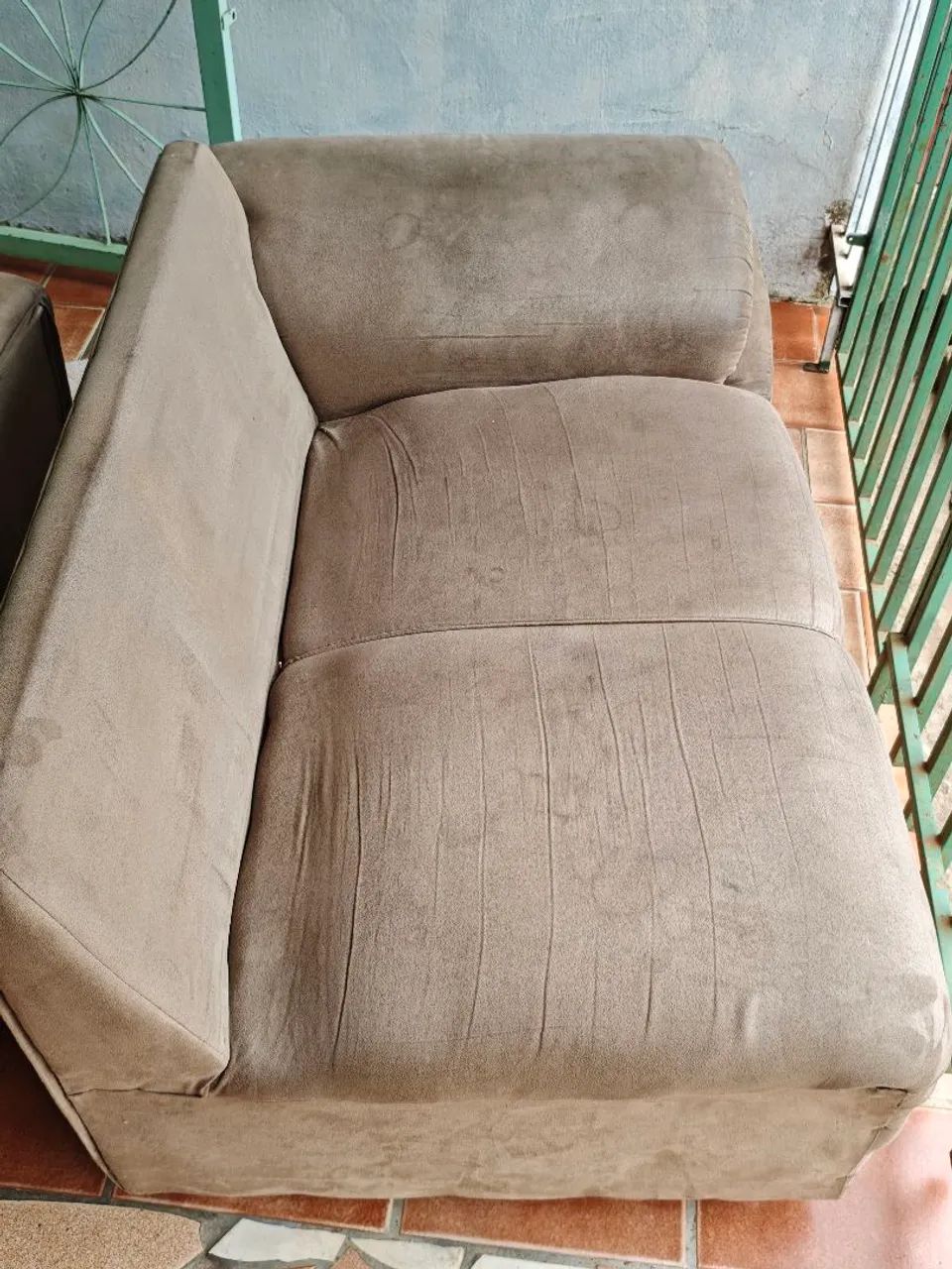 Sofá usado com marcas de uso!!! - Foto 2