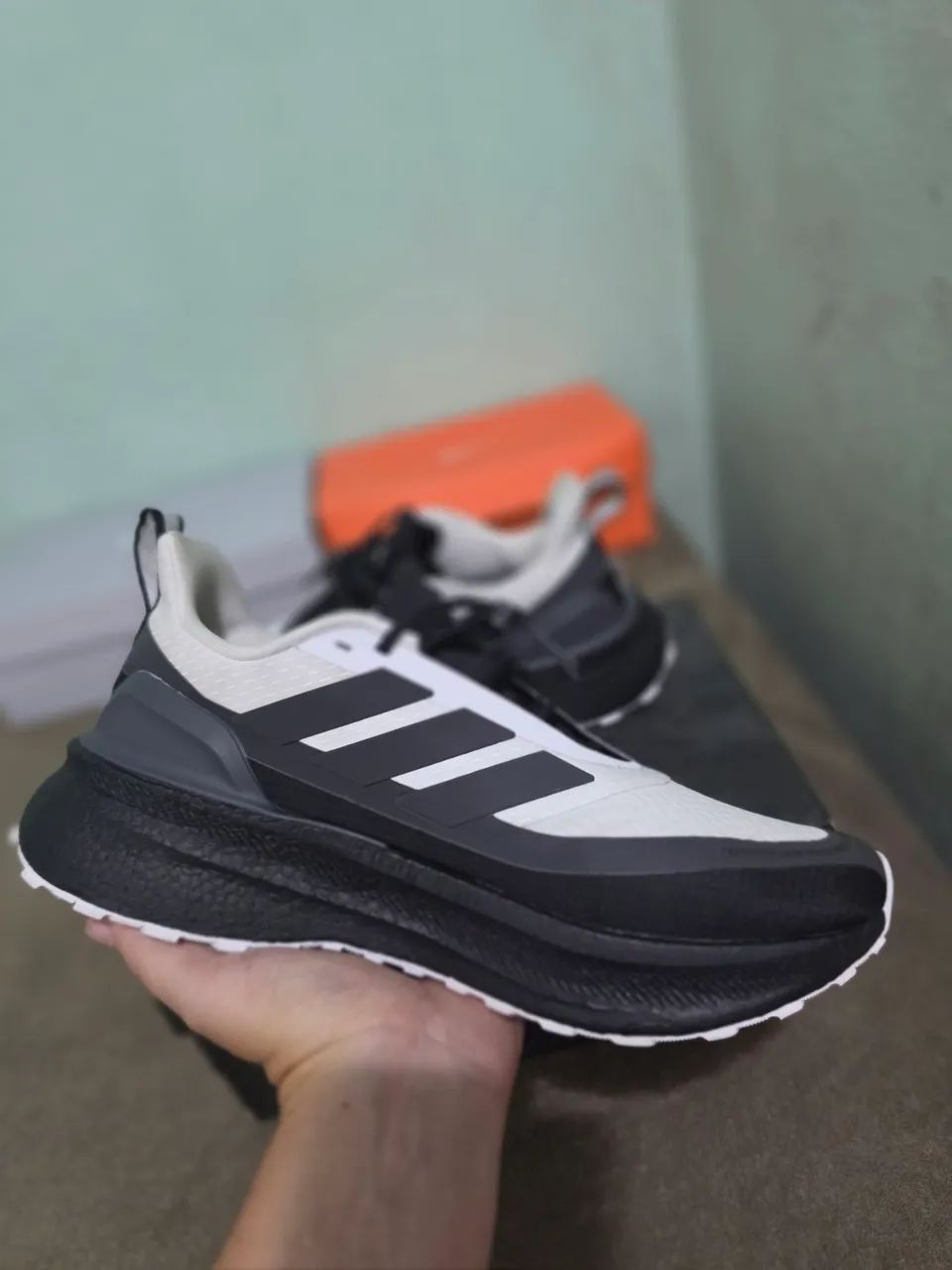 Tenis adidas ultraboost  - Foto 2