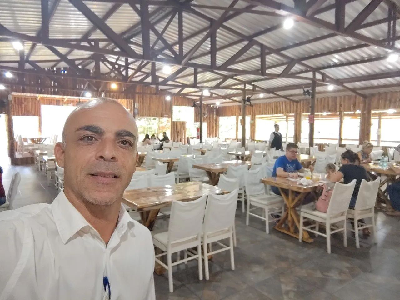 Garçom/ taxa - Foto 2