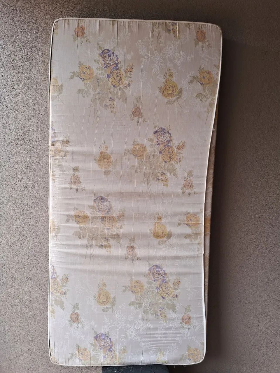Colchão de solteiro espuma tamanho 90 cm