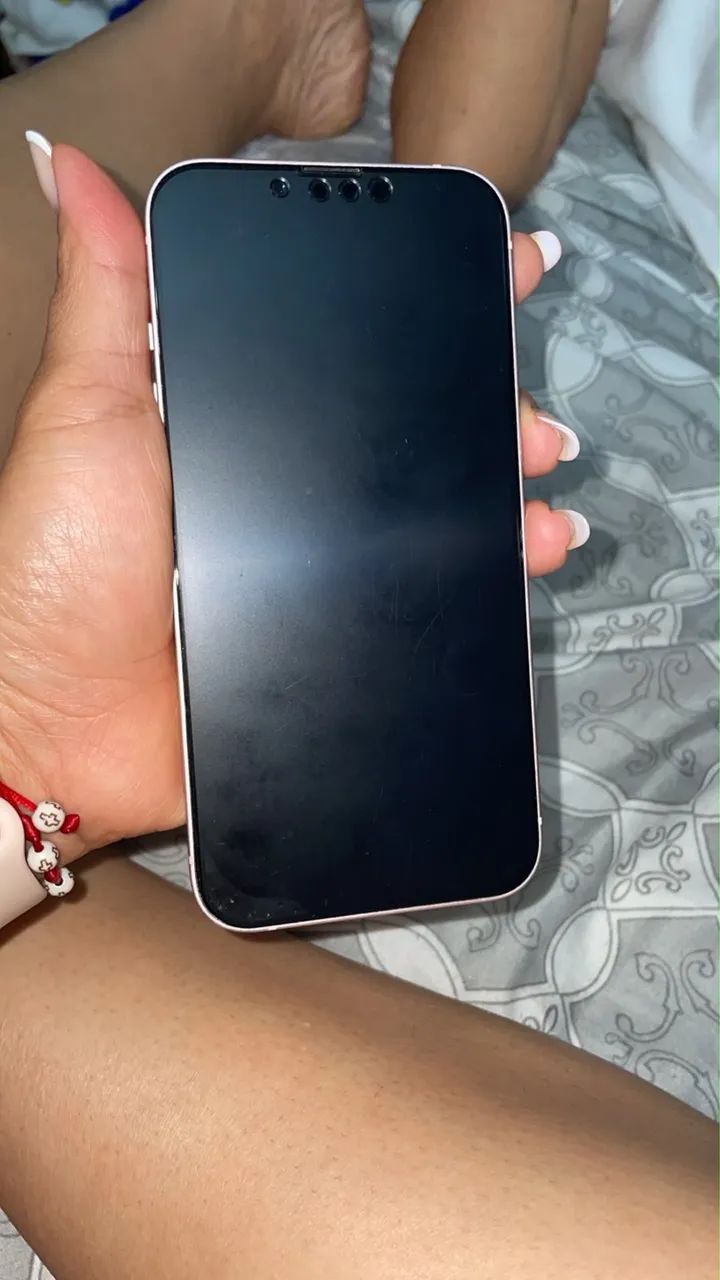 iPhone 13