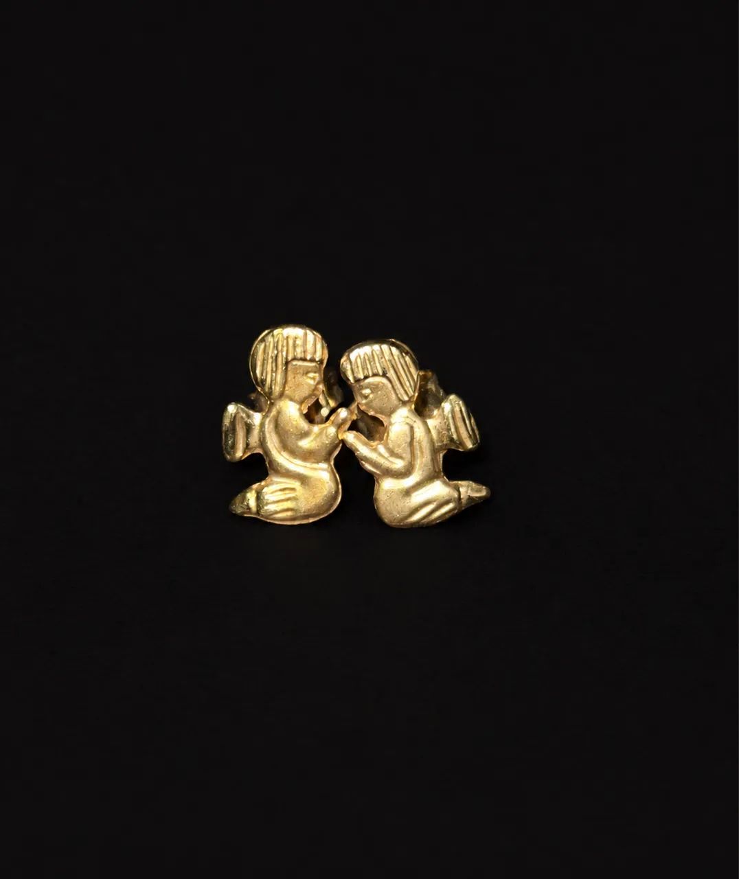 Brinco infantil Anjinhos em ouro 18k