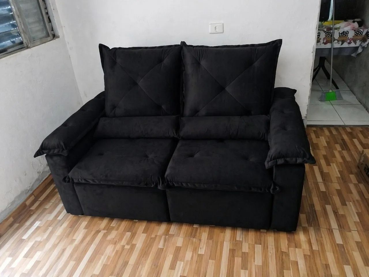 Sofa Preto 2m Reclinável e Retrátil - NOVO