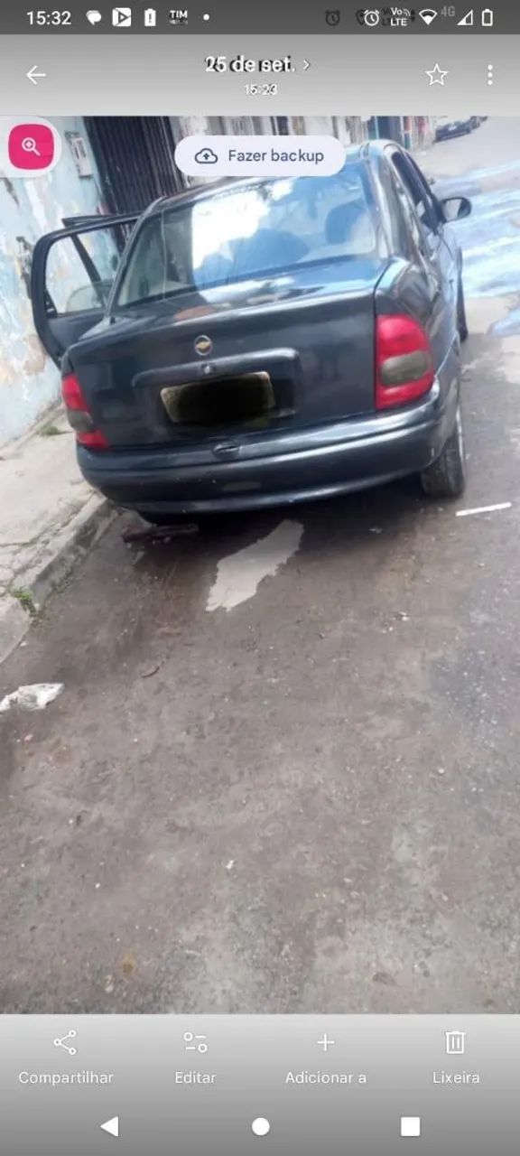 Vendo um carro