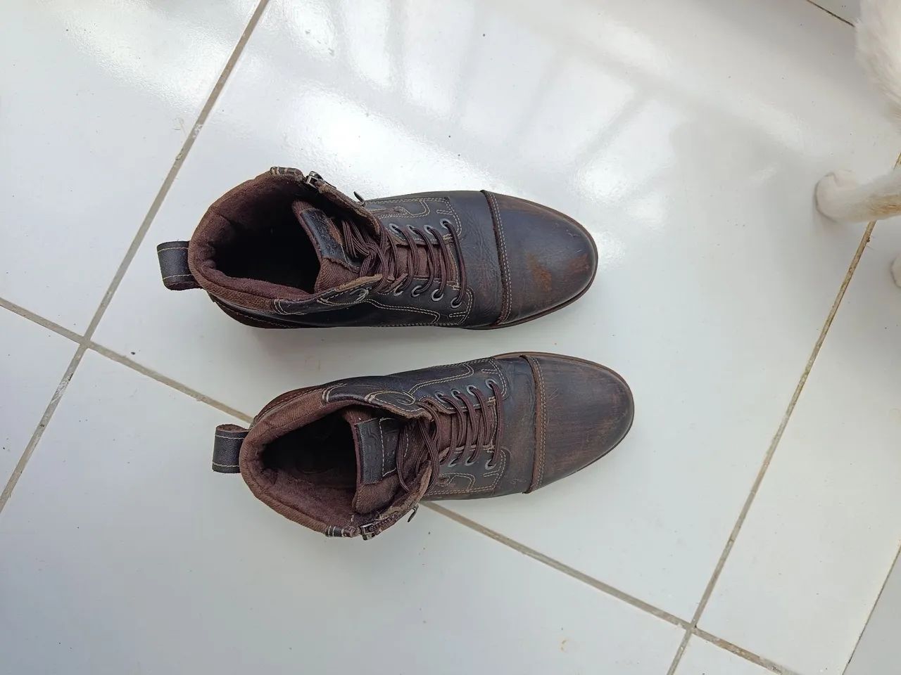 Bota de couro