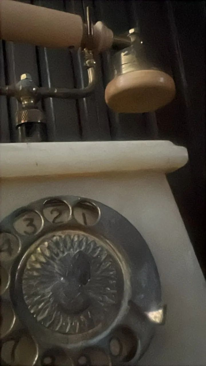 telefone hist órico de granito com discagem funcionando - Foto 2