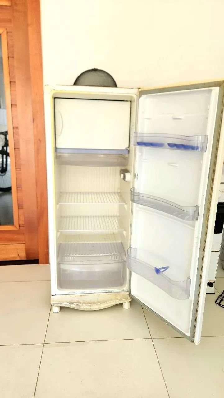Geladeira cônsul 300 litros - Foto 2