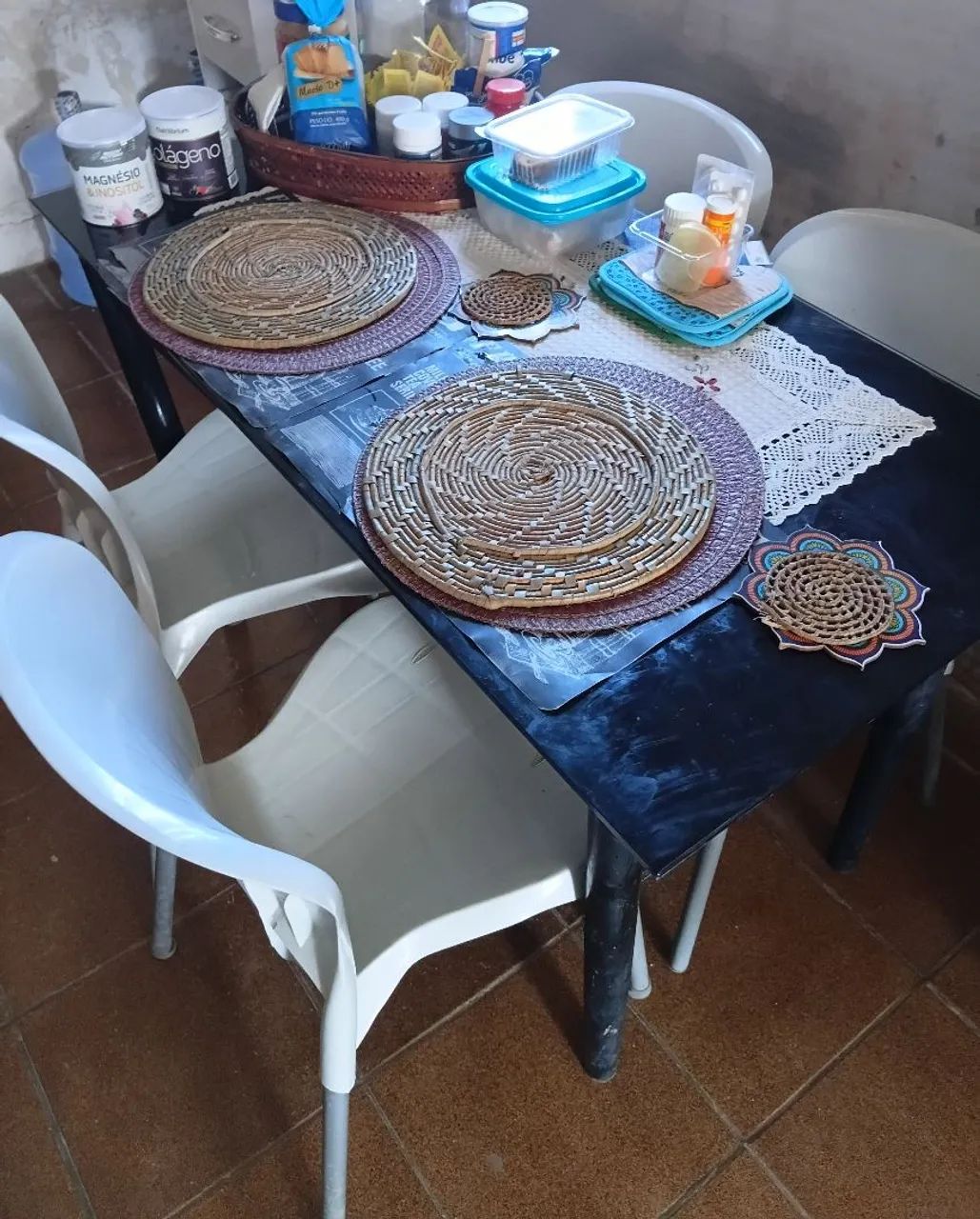 MESA + CADEIRAS 400,00 - Foto 3