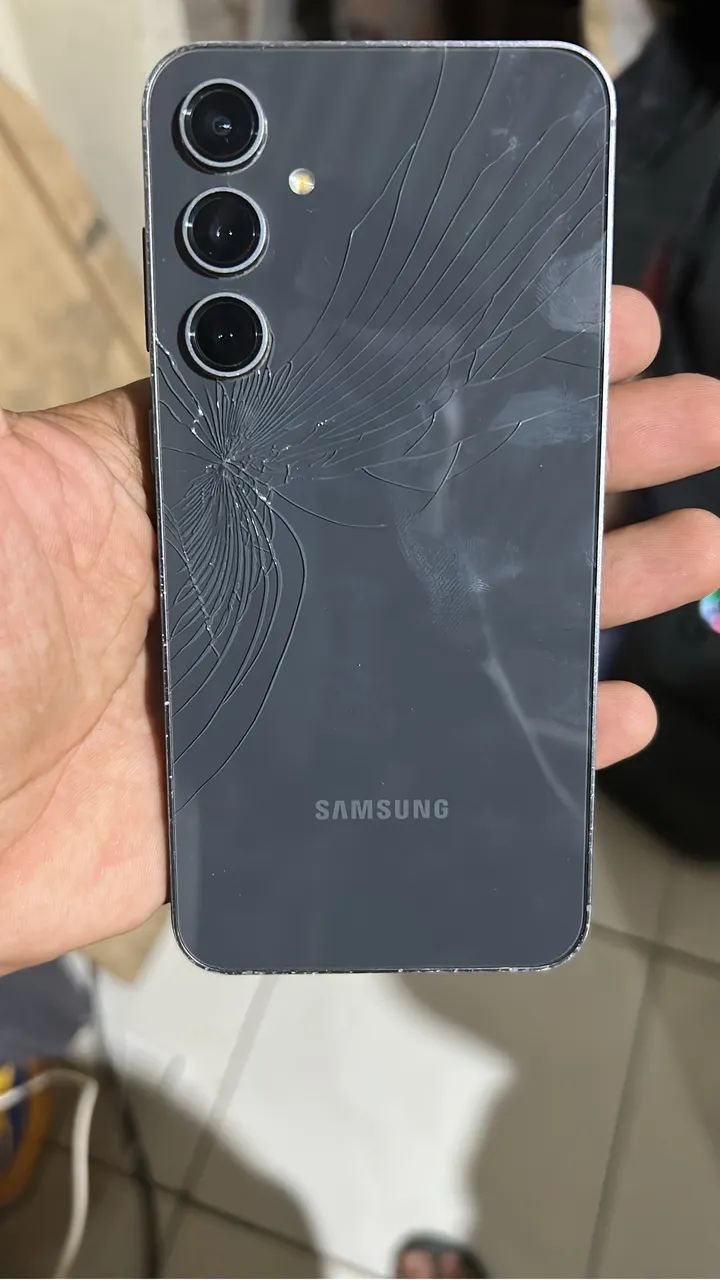 S23 FE 128gb 8 de memória ram - Foto 4