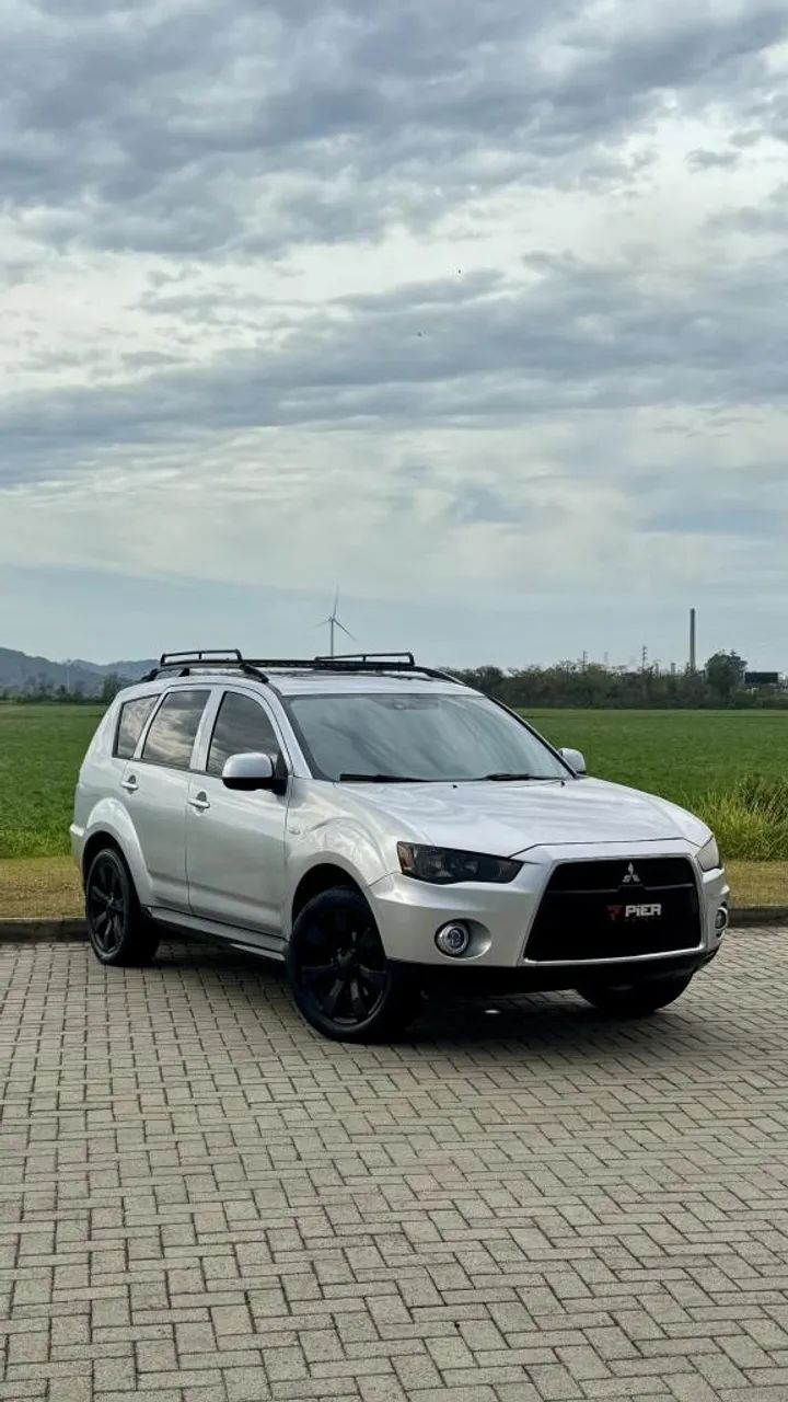Mitsubishi Outlander 2012