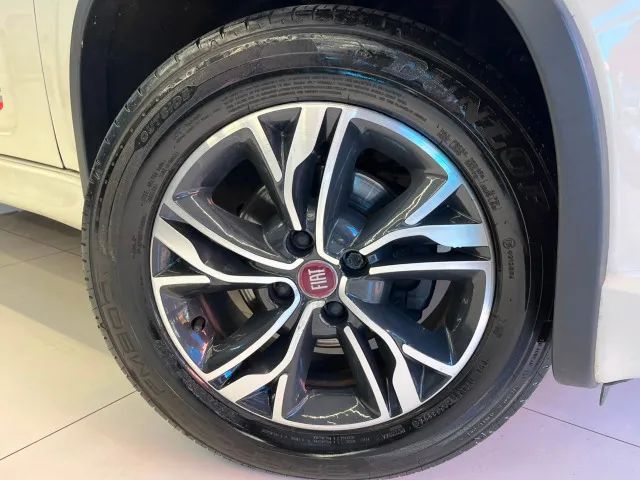Fiat Uno Sporting 1.3 Flex 8V 5P 2017 - Foto 5